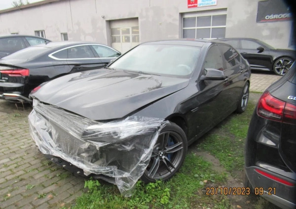 BMW Seria 5 cena 29500 przebieg: 257000, rok produkcji 2015 z Warszawa małe 121